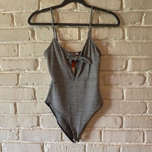 Wild honey gingham body suit
